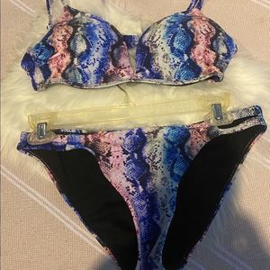 SNAKE SKIN BIKINI​​